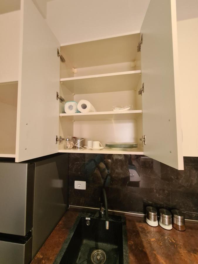 Deluxe Apartment In City Center Yerevan Exterior foto